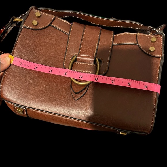 EUC Simply Noelle Crossbody Bag - Picture 7 of 9